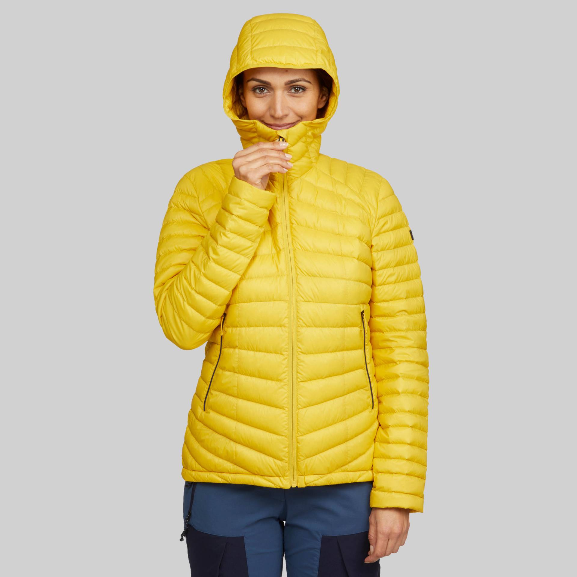 Daunenjacke Damen Kapuze bis -5 °C Trekking - MT100 von FORCLAZ