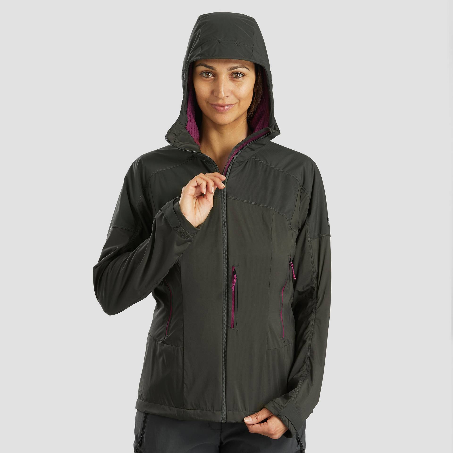 Softshelljacke Damen winddicht warm Trekking - MT900 Softshelljacke Damen winddicht warm Trekking - MT900 von FORCLAZ