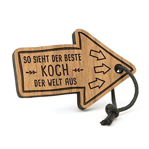 Fashionalarm Schlüsselanhänger So Sieht der Beste Koch der Welt aus | Pfeil aus Holz mit Gravur | Geschenk Idee Küchen Chef Koch Hobby Beruf Job Fashionalarm Schlüsselanhänger So Sieht der Beste Koch der Welt aus | Pfeil aus Holz mit Gravur | Geschenk Idee Küchen Chef Koch Hobby Beruf Job von Fashionalarm