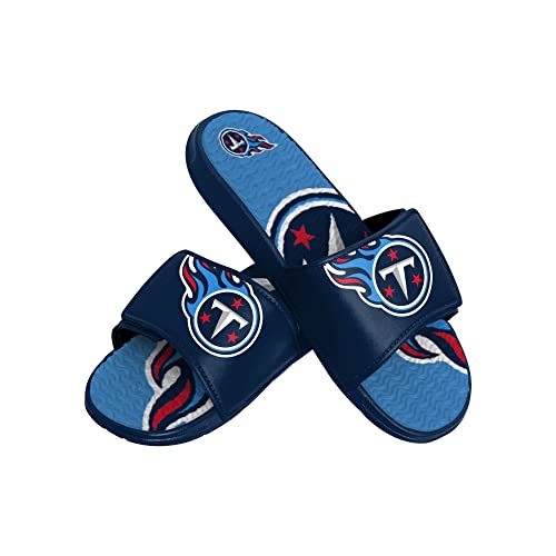 FOCO Tennessee Titans NFL Colorblock Big Logo Gel Slide Blue Badelatschen Hausschuhe - S FOCO Tennessee Titans NFL Colorblock Big Logo Gel Slide Blue Badelatschen Hausschuhe - S von FOCO