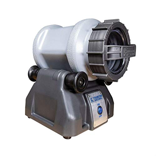 Frankford Arsenal Rotary Tumbler Lite 230V UK Spec: Kunststoff-Drehbecher, Grün, 3,3 Liter, 300 Hüllen .223 Messing, 12,2 x 12,7 x 2,5 cm, 7,4 kg Frankford Arsenal Rotary Tumbler Lite 230V UK Spec: Kunststoff-Drehbecher, Grün, 3,3 Liter, 300 Hüllen .223 Messing, 12,2 x 12,7 x 2,5 cm, 7,4 kg von Frankford Arsenal