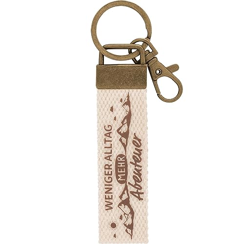 GRUSS & CO Schlüsselanhänger Canvas Motiv Abenteuer | Anhänger aus hellem Canvas mit Motiv Weniger Alltag, mehr Abenteuer, mit Karabiner | 48412 GRUSS & CO Schlüsselanhänger Canvas Motiv Abenteuer | Anhänger aus hellem Canvas mit Motiv Weniger Alltag, mehr Abenteuer, mit Karabiner | 48412 von GRUSS & CO