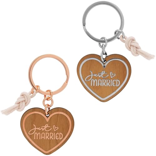 GRUSS & CO Schlüsselanhänger "Just married" | Anhängerset mit 2 Holzanhängern, Charm und Schlüsselring | Geschenk für Paare, Hochzeitsgeschenk | 48559 GRUSS & CO Schlüsselanhänger "Just married" | Anhängerset mit 2 Holzanhängern, Charm und Schlüsselring | Geschenk für Paare, Hochzeitsgeschenk | 48559 von GRUSS & CO
