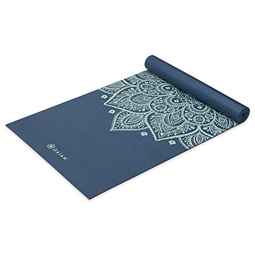 Gaiam Yogamatte, Premium-Druck, rutschfest, für alle Arten von Yoga, Pilates und Boden-Workouts, Indigo-Sonnenuhr, 5 mm von Gaiam