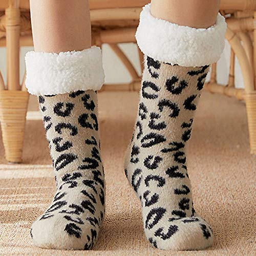 HAIBI Hausschuhe Socken Frauen Mode Leopard Weihnachten Socken Hausschuhe Mädchen Kieselgel Unten Indoor Hausschuhe Weiblichen Winter Hausschuhe, 7,5 HAIBI Hausschuhe Socken Frauen Mode Leopard Weihnachten Socken Hausschuhe Mädchen Kieselgel Unten Indoor Hausschuhe Weiblichen Winter Hausschuhe, 7,5 von HAIBI