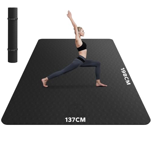 HAPBEAR Yogamatte XXL- Extra Groß Breit Yoga Matte, TPE Sportmatte Fitnessmatte rutschfest 198cm x137cmx6mm Dicke, Ultra Haltbar, Gymnastikmatte für Pilates, Gym, Zuhause, Workout - Schwarz HAPBEAR Yogamatte XXL- Extra Groß Breit Yoga Matte, TPE Sportmatte Fitnessmatte rutschfest 198cm x137cmx6mm Dicke, Ultra Haltbar, Gymnastikmatte für Pilates, Gym, Zuhause, Workout - Schwarz von HAPBEAR