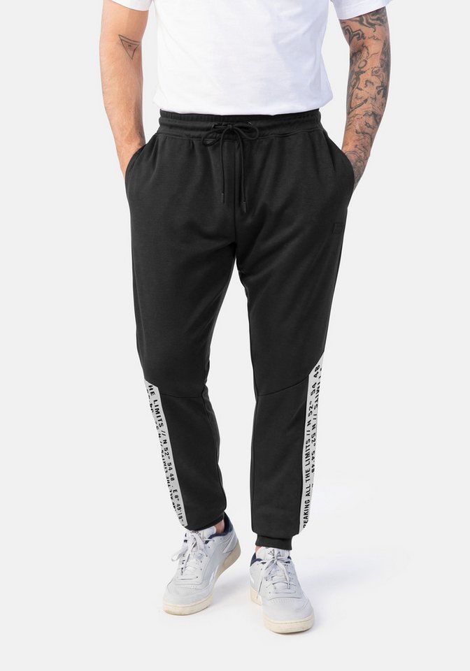 HERO by John Medoox Sporthose High Tech - Sweat Hero by John Medoox Jogginghose Sporthose Tapered Fit Sport Funktionsqualität für Herren von HERO by John Medoox