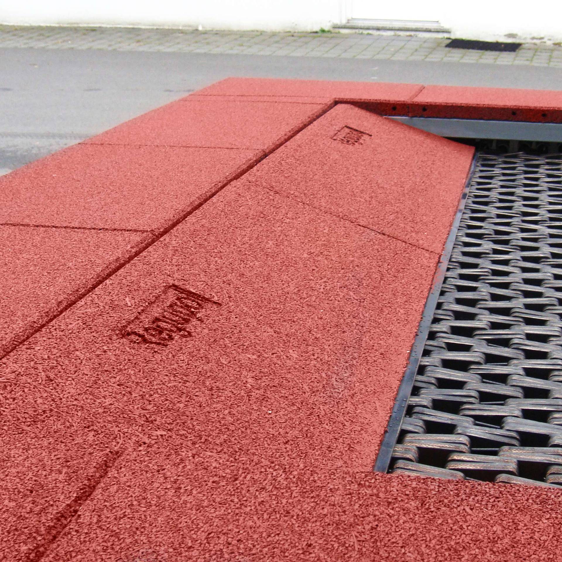 Hally-Gally Rampe "Innen liegend" für Trampoline, Vormontiert Hally-Gally Rampe "Innen liegend" für Trampoline, Vormontiert von Hally-Gally