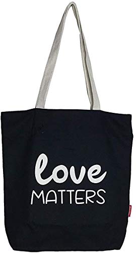hello-bags. Canvas-Einkaufstasche. Außen: 100% Baumwolle. Inklusive Reißverschluss, Futter und Innentasche. Verpackt in einem KRAFT Geschenkumschlag. Modell: „LOVEMATT“. Farbe: Ecru/Schwarz. hello-bags. Canvas-Einkaufstasche. Außen: 100% Baumwolle. Inklusive Reißverschluss, Futter und Innentasche. Verpackt in einem KRAFT Geschenkumschlag. Modell: „LOVEMATT“. Farbe: Ecru/Schwarz. von hello-bags