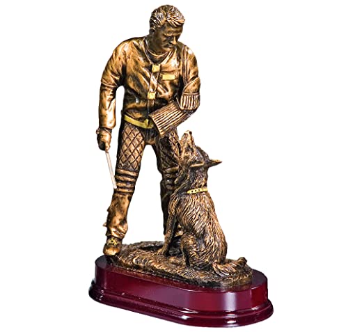 Henecka | Hundesport-Pokal | Resinfigur Figur | Hund beim Verbellen | Bronze | mit Wunschgravur | Größe 30 cm Henecka | Hundesport-Pokal | Resinfigur Figur | Hund beim Verbellen | Bronze | mit Wunschgravur | Größe 30 cm von Henecka