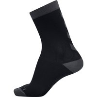 2er Pack hummel Element Indoor Sportsocke black/asphalt 31-34 2er Pack hummel Element Indoor Sportsocke black/asphalt 31-34 von Hummel