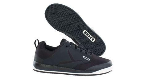 paar schwarze ion scrub mtb schuhe paar schwarze ion scrub mtb schuhe von ION
