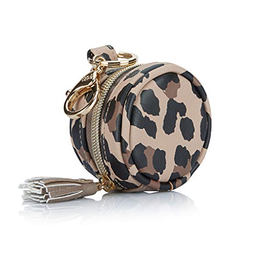 Itzy Ritzy Pacifier Case with Clip – Pacifier Charm Pod Includes Clasp to Easily Attach to a Diaper Bag or Purse; Measures 2.5” in Diameter and Holds 2 Pacifiers, Leopard von Itzy Ritzy