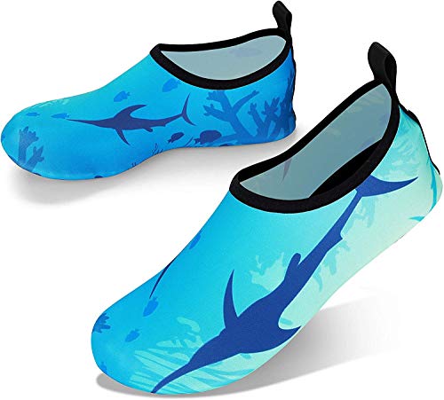 JOTO Wasserschuhe für Damen Herren Kinder, Unisex Badeschuhe Strandschuhe Quick-Dry Schnelltrockend Aquaschuhe Schwimmschuhe Surfschuhe Barfuß Schuhe JOTO Wasserschuhe für Damen Herren Kinder, Unisex Badeschuhe Strandschuhe Quick-Dry Schnelltrockend Aquaschuhe Schwimmschuhe Surfschuhe Barfuß Schuhe von JOTO