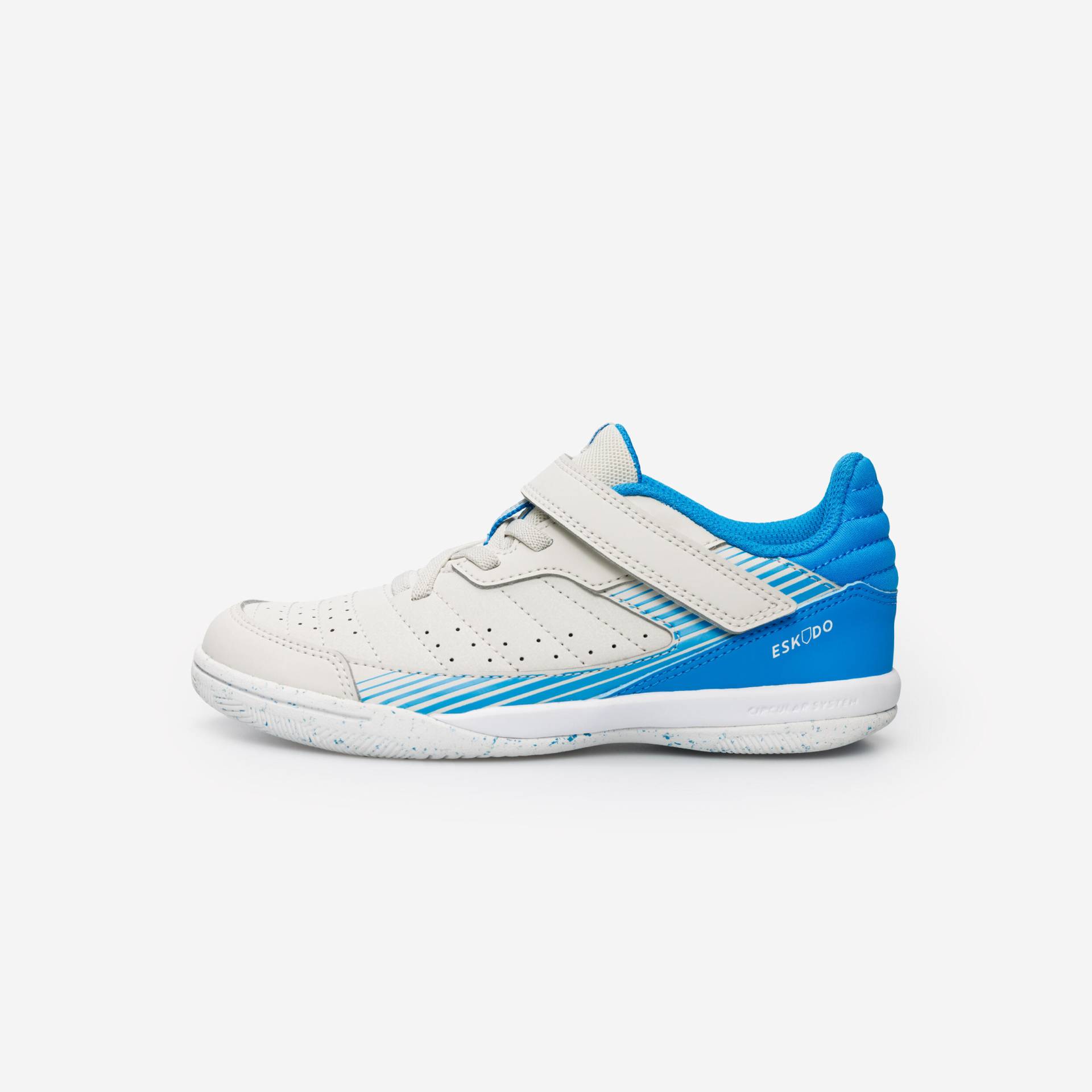 Kinder Fußball Hallenschuhe Futsal mit Klettverschluss - Eskudo 500 beige/blau Kinder Fußball Hallenschuhe Futsal mit Klettverschluss - Eskudo 500 beige/blau von KIPSTA