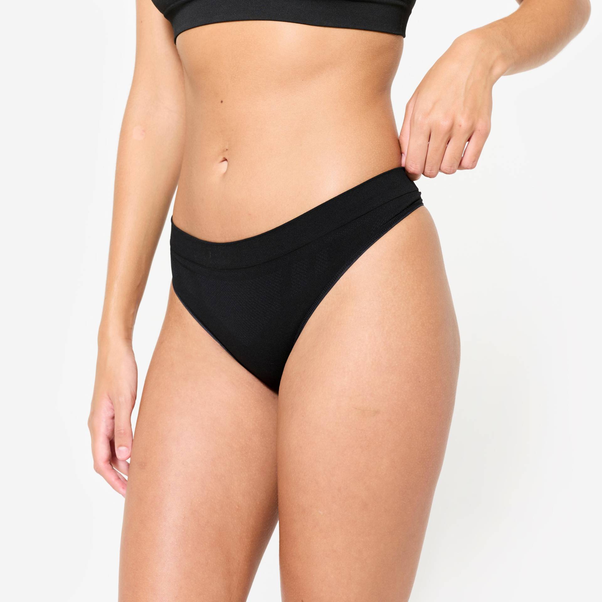 Funktionsunterhose Lauf-Tanga Damen nahtlos - schwarz Funktionsunterhose Lauf-Tanga Damen nahtlos - schwarz von Decathlon