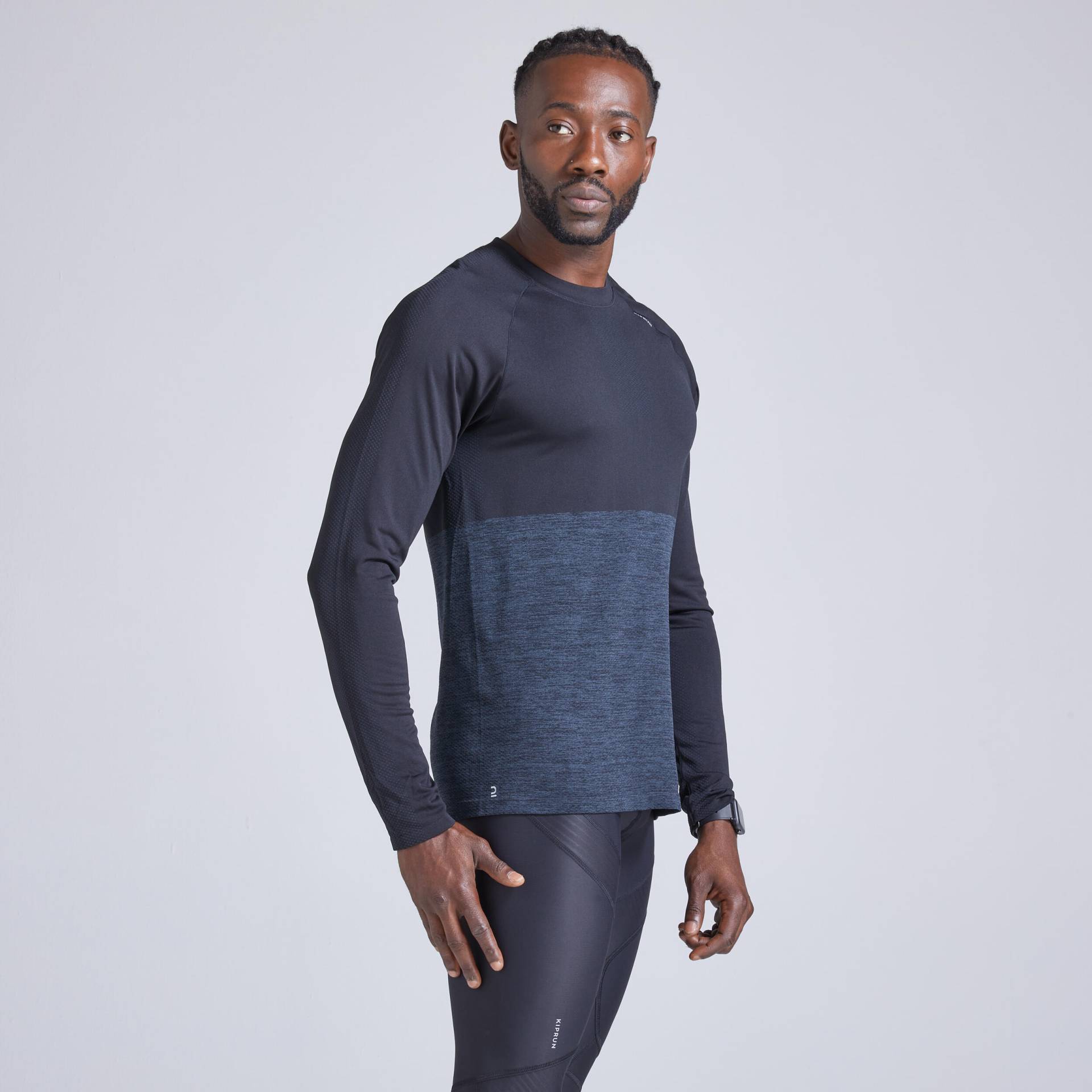 Laufshirt langarm Herren nahtlos - Run 500 schwarz Laufshirt langarm Herren nahtlos - Run 500 schwarz von Kiprun