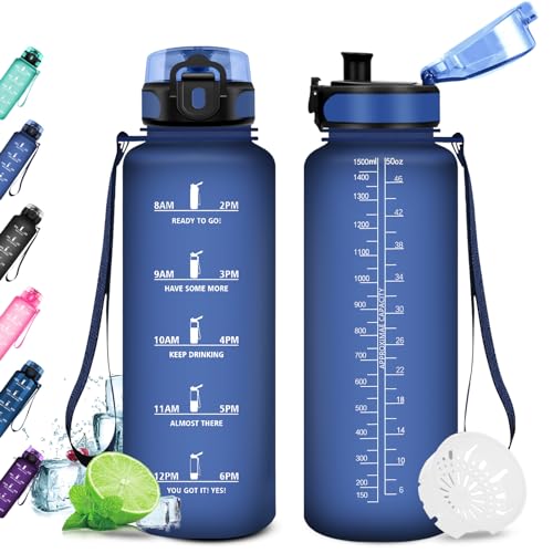 KollyKolla Wasserflasche 1.5L, Trinkflasche Sport, BPA-Frei, Trinkflasche mit Zeitmarkierungen, Trinkflasche Gym, Auslaufsicher, Kohlensäure Geeignet, für Erwachsener, Büro, Fitness, Yoga, Uni, Gym KollyKolla Wasserflasche 1.5L, Trinkflasche Sport, BPA-Frei, Trinkflasche mit Zeitmarkierungen, Trinkflasche Gym, Auslaufsicher, Kohlensäure Geeignet, für Erwachsener, Büro, Fitness, Yoga, Uni, Gym von KollyKolla