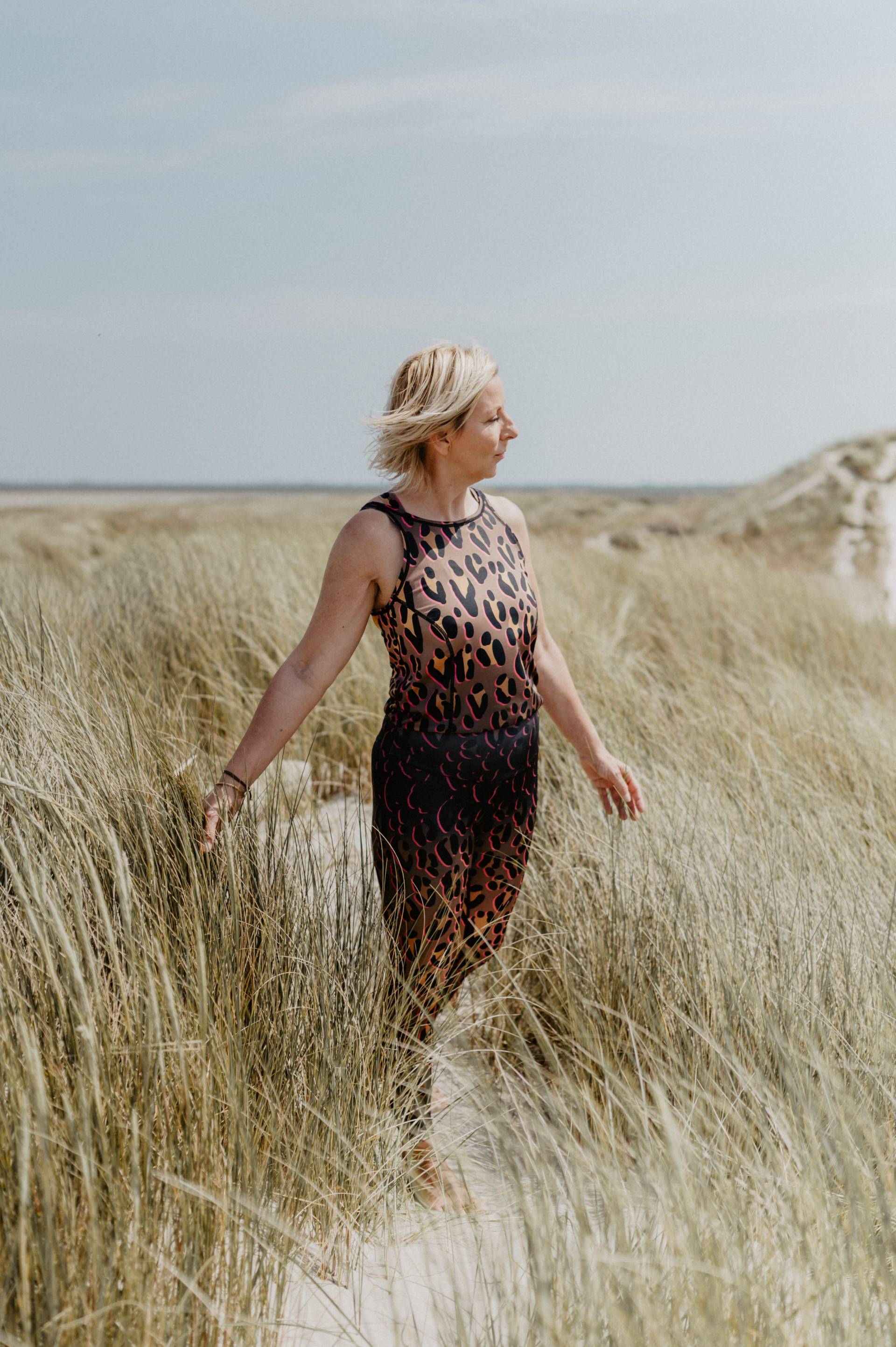 Konekto Jumpsuit Active Leo Safari Gold von Konekto