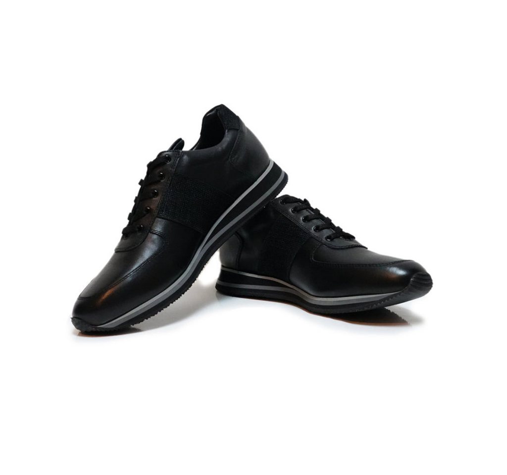LaMarta Black Sneaker with thick Sole Sneaker LaMarta Black Sneaker with thick Sole Sneaker von LaMarta