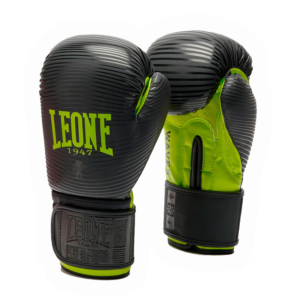 Leone1947 Waves Artificial Leather Boxing Gloves Schwarz 16 Oz Leone1947 Waves Artificial Leather Boxing Gloves Schwarz 16 Oz von Leone1947