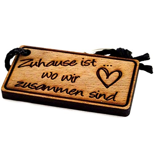 Lieblingsmensch Schlüsselanhänger aus Holz Modell: Zuhause ist wo wir zusammen sind - Herz Lieblingsmensch Schlüsselanhänger aus Holz Modell: Zuhause ist wo wir zusammen sind - Herz von Lieblingsmensch