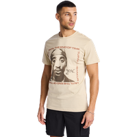 MERCHCODE 2pac Herren T-Shirts - Beige - Größe: XL - Baumwoll-Jersey - Foot Locker MERCHCODE 2pac Herren T-Shirts - Beige - Größe: XL - Baumwoll-Jersey - Foot Locker von MERCHCODE