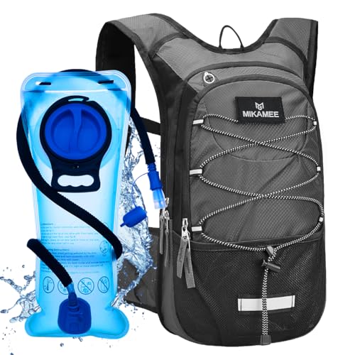 MIKAMEE Trinkrucksack,Wasserrucksack mit 2L BPA-freier Trinkblase,Sportrucksack für Männer und Frauen,Isolierter Trinkrucksack für Laufen,Wandern,Radfahren,Klettern,Camping,Ski,Joggen MIKAMEE Trinkrucksack,Wasserrucksack mit 2L BPA-freier Trinkblase,Sportrucksack für Männer und Frauen,Isolierter Trinkrucksack für Laufen,Wandern,Radfahren,Klettern,Camping,Ski,Joggen von MIKAMEE