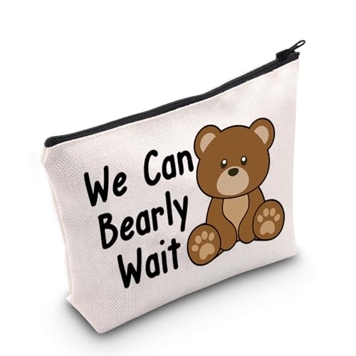 MNIGIU Make-up-Tasche für Bärenliebhaber, Aufschrift "We Can Bearly Wait", Partygeschenk, Hochzeitsgeschenk, Bären-inspiriertes Geschenk, bär von MNIGIU