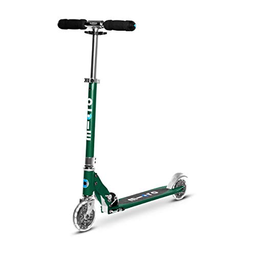micro Sprite LED Kinder Kinderscooter | Cityroller mit LED-Rollen | klappbar und Lenker höhenverstellbar | ab 5 J. | Tretroller in 6 Farben erhältlich (Forest Green) micro Sprite LED Kinder Kinderscooter | Cityroller mit LED-Rollen | klappbar und Lenker höhenverstellbar | ab 5 J. | Tretroller in 6 Farben erhältlich (Forest Green) von MICRO