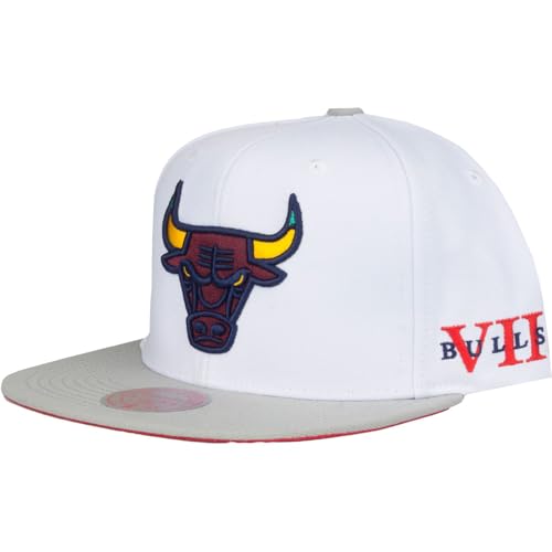 Mitchell & Ness Snapback Cap - CORE VII Chicago Bulls weiß von Mitchell & Ness