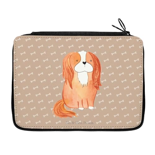 Mr. & Mrs. Panda Federmappe Hund Cavalier King Charles Spaniel - Geschenk, Motiv, Hundemotiv, Einschulung, Federmäppchen, Schüler, Hundeliebe, Mr. & Mrs. Panda Federmappe Hund Cavalier King Charles Spaniel - Geschenk, Motiv, Hundemotiv, Einschulung, Federmäppchen, Schüler, Hundeliebe, von Mr. & Mrs. Panda