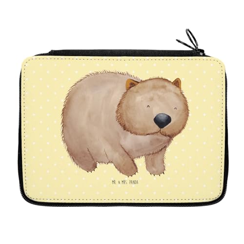 Mr. & Mrs. Panda Federmappe Wombat - Geschenk, Federmäppchen Bedruckt, Federmappe Einschulung, Tiere, lustige Sprüche, Stifterolle, Spruch, Mr. & Mrs. Panda Federmappe Wombat - Geschenk, Federmäppchen Bedruckt, Federmappe Einschulung, Tiere, lustige Sprüche, Stifterolle, Spruch, von Mr. & Mrs. Panda