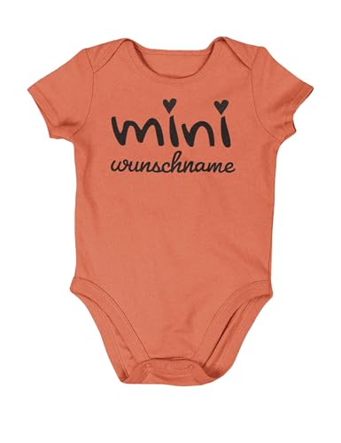 NIMAMA Baby Strampler Bedrucken Lassen - Personalisierter Bio-Baumwolle Babybody mit Mini-Name Design und Wunschname - Für besondere Anlässe zur Geburt oder Babyparty - Koralle 0-3 Monate von NIMAMA