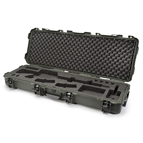 Nanuk 990 Waterproof Professional Gun Case mit Schaumstoffeinlage für AR mit Rädern - Olive, Large (990-AR06) von Nanuk