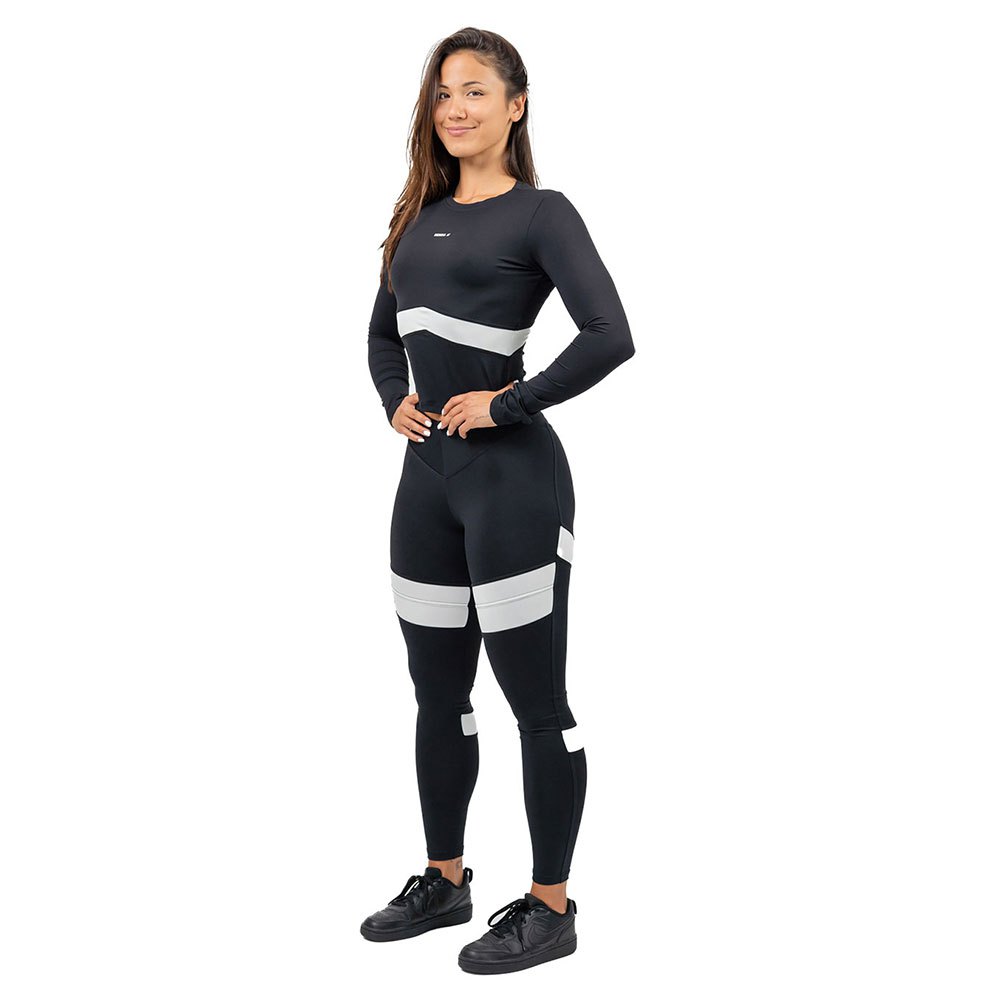 Nebbia Sporty True Hero Long Sleeve T-shirt Schwarz L Frau Nebbia Sporty True Hero Long Sleeve T-shirt Schwarz L Frau von Nebbia