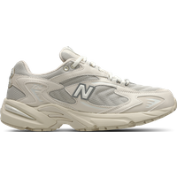 New Balance 725 Herren Schuhe - Beige - Größe: 43 - Leder - Foot Locker New Balance 725 Herren Schuhe - Beige - Größe: 43 - Leder - Foot Locker von New Balance