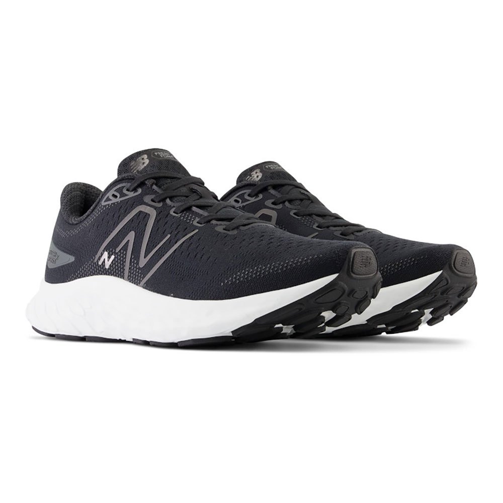 New Balance Fresh Foam X Embar Running Shoes Schwarz EU 42 1/2 Mann von New Balance