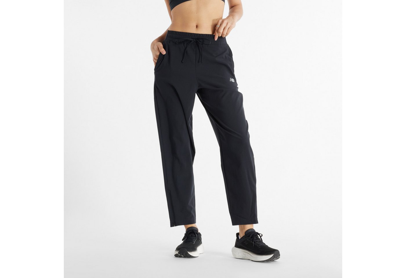 New Balance Laufhose SPORT ESSENTIALS PERFORMANCE WOVEN PANT New Balance Laufhose SPORT ESSENTIALS PERFORMANCE WOVEN PANT von New Balance