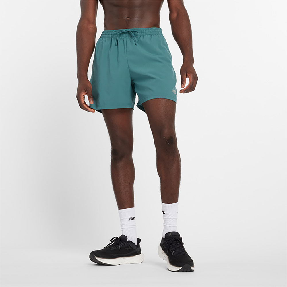 New Balance Sport Essentials 5´´ Shorts Blau S Mann von New Balance