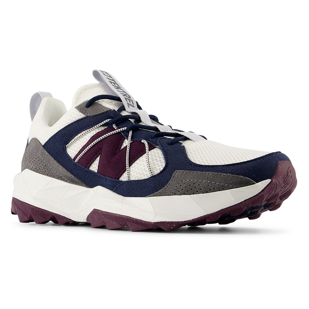 New Balance Tektrel Trail Running Shoes Weiß EU 42 1/2 Mann New Balance Tektrel Trail Running Shoes Weiß EU 42 1/2 Mann von New Balance