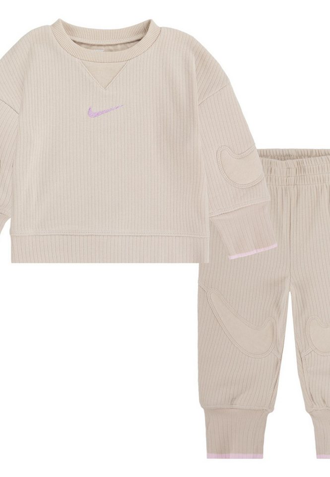 Nike Sportswear Jogginganzug Nike Sportswear Jogginganzug von Nike Sportswear