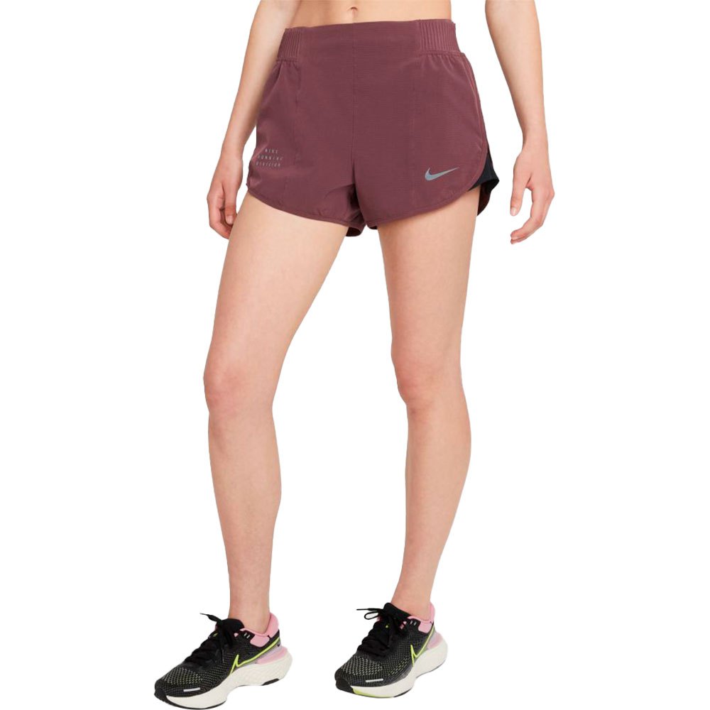 Nike Dri Fit Run Division Tempo Luxe Shorts Rot XL Frau von Nike