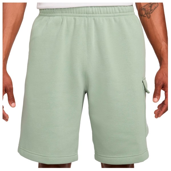 Nike - Sportswear Club Cargo - Shorts Gr S grün von Nike