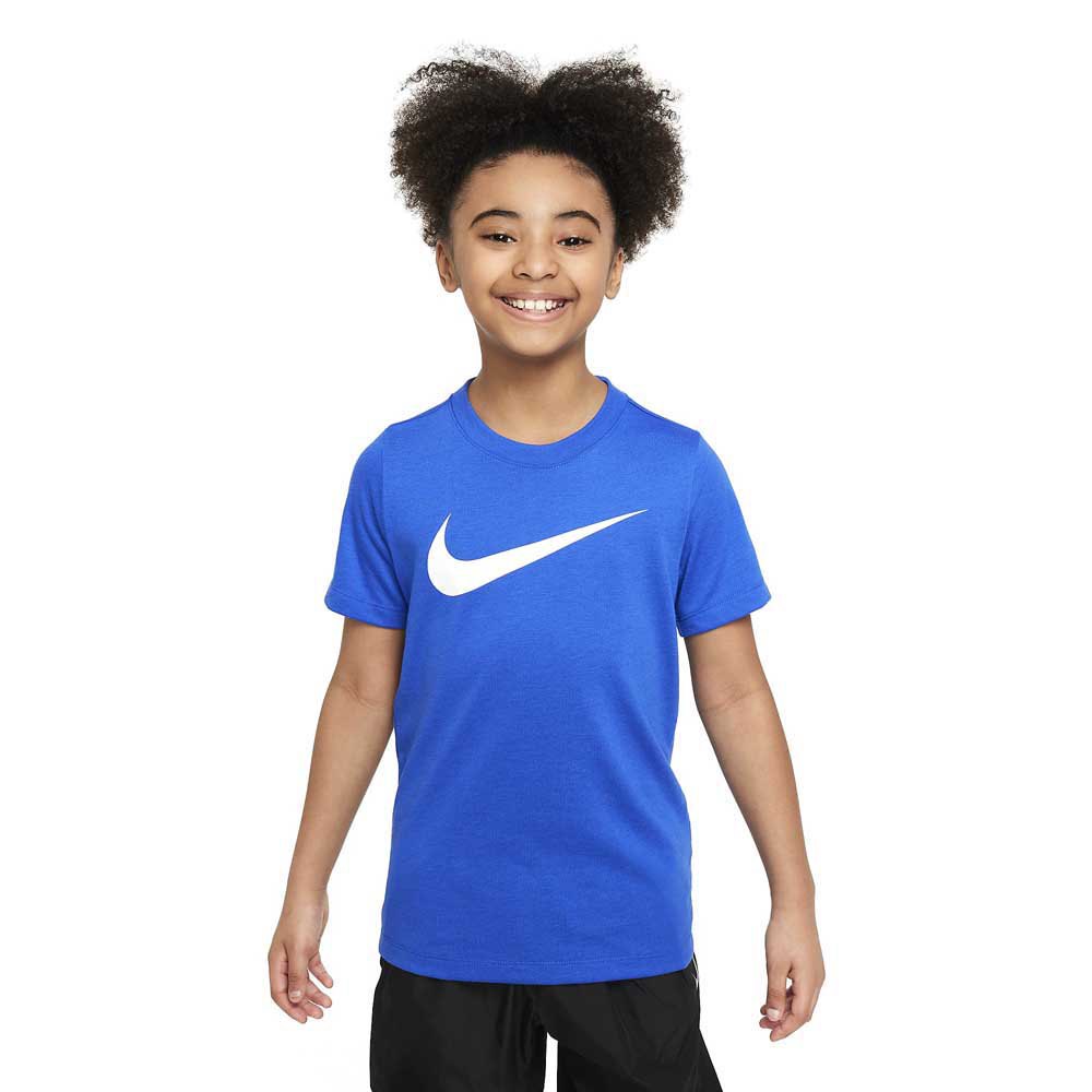 Nike Swoosh Cw6941 Short Sleeve T-shirt Blau 4-5 Years Junge Nike Swoosh Cw6941 Short Sleeve T-shirt Blau 4-5 Years Junge von Nike