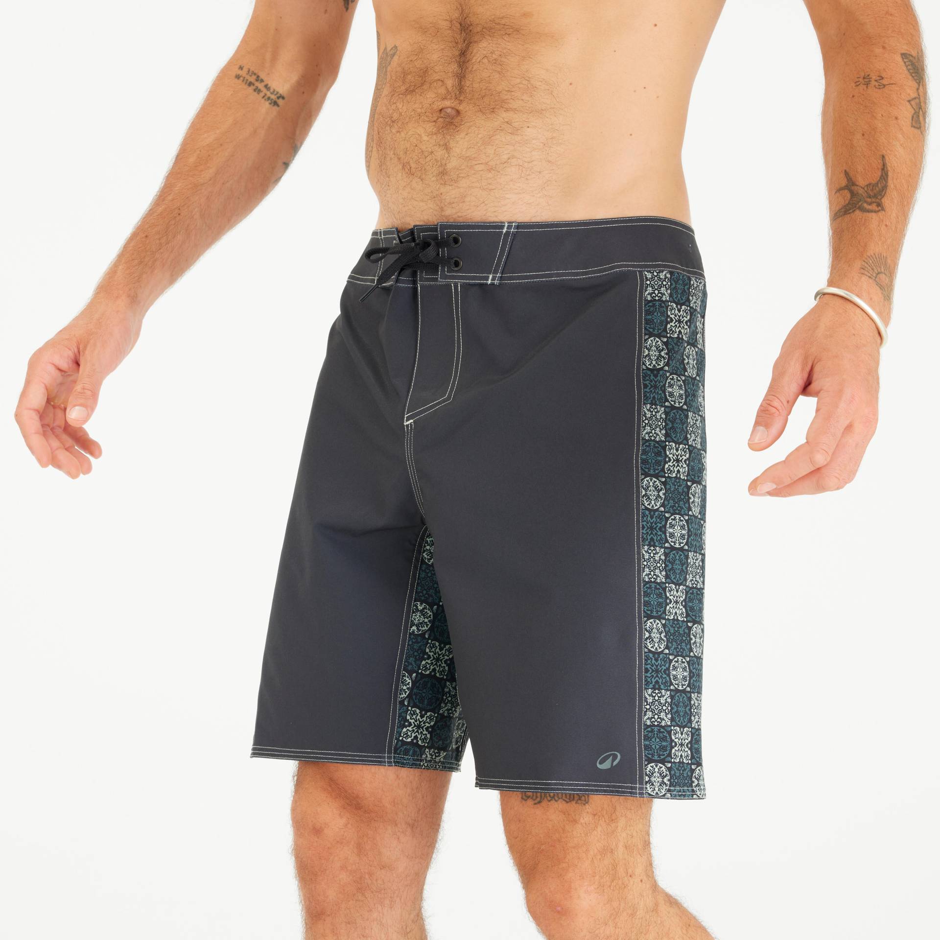 Boardshorts Herren lang 500 Arch Taow 19" schwarz Boardshorts Herren lang 500 Arch Taow 19" schwarz von OLAIAN