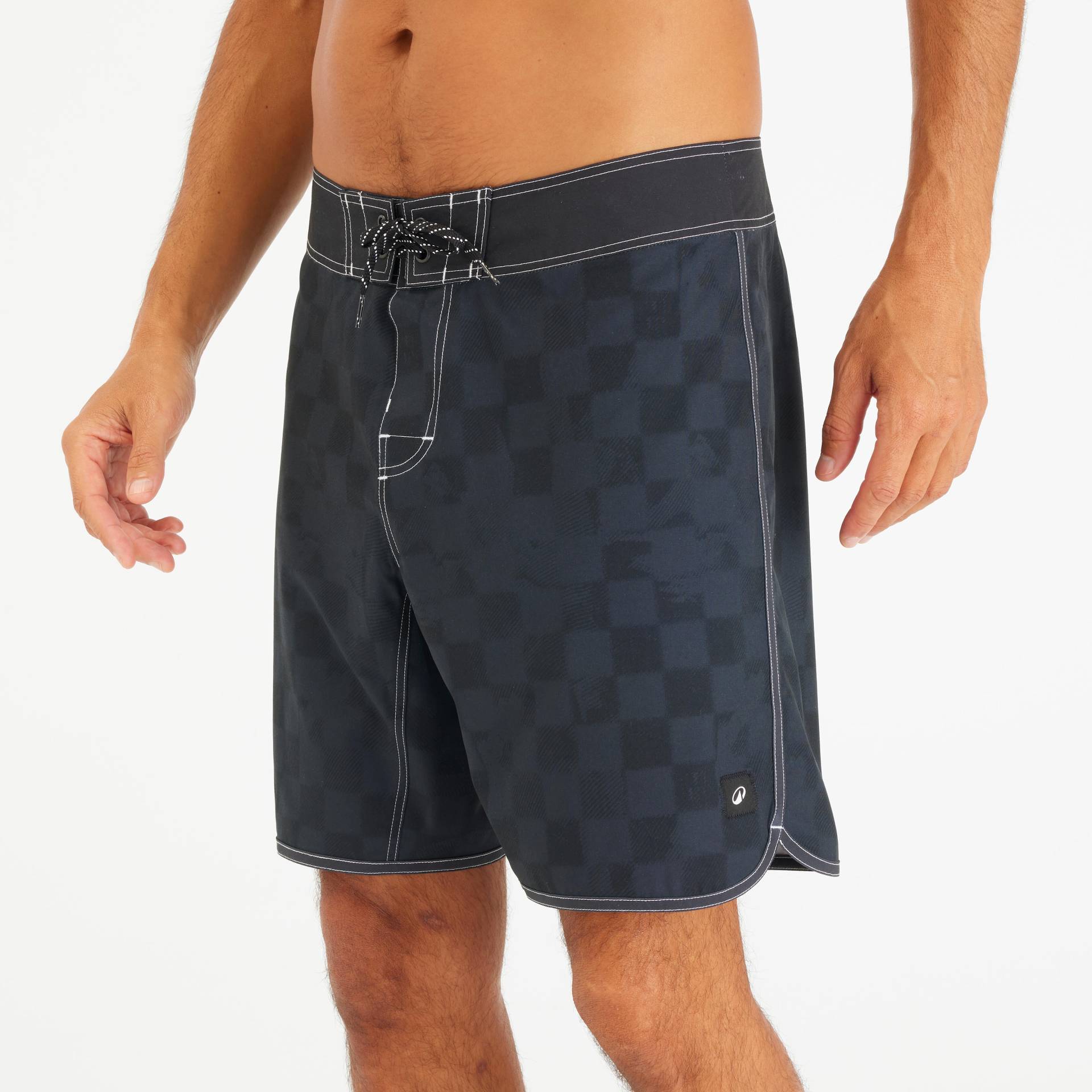Boardshorts Herren lang 500 Checky 18" schwarz Boardshorts Herren lang 500 Checky 18" schwarz von OLAIAN