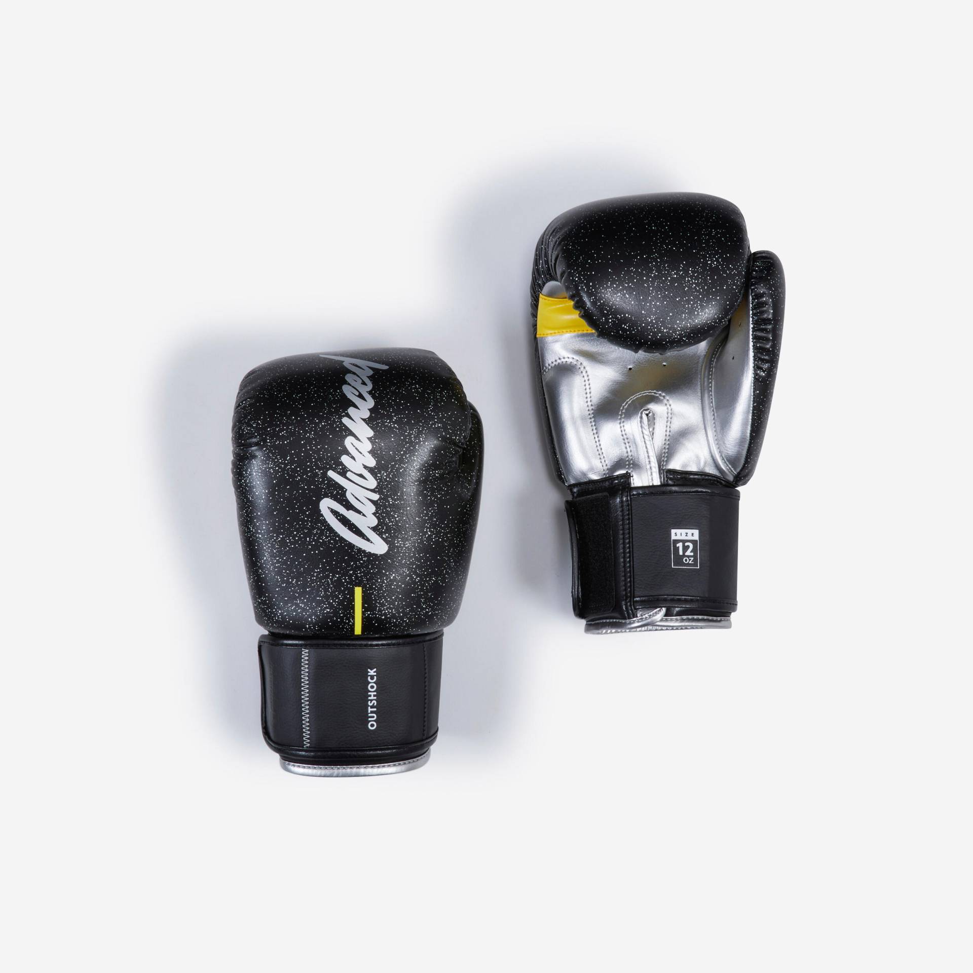 Kickbox-/Muay-Thai-Handschuh 500 - schwarz Kickbox-/Muay-Thai-Handschuh 500 - schwarz von OUTSHOCK