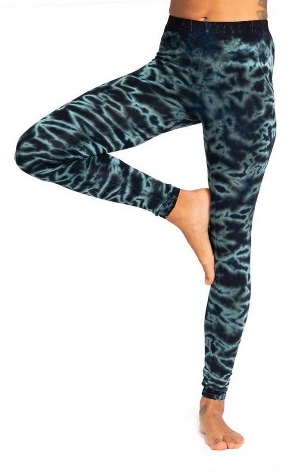 PANASIAM Leggings handgefärbte Unikat Batik Leggings aus natürlicher Viskose Goa Hose im Batik Look Yogaleggings Sporthose Sportleggings lange Leggings PANASIAM Leggings handgefärbte Unikat Batik Leggings aus natürlicher Viskose Goa Hose im Batik Look Yogaleggings Sporthose Sportleggings lange Leggings von PANASIAM