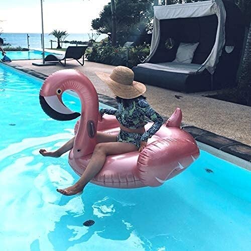 Pool Floats 150cm aufblasbares PVC-Material Roségold Flamingo Halterung aufblasbarer Flamingo schwimmende Entwässerung Schwimmen Stabilize von PLJKIHED